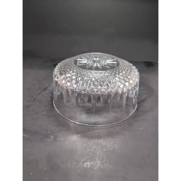 Vintage Arcoroc Serving Bowl, Diamond Cut Crystal Glass, Starburst‎ Design 9" - Picture 6 of 11